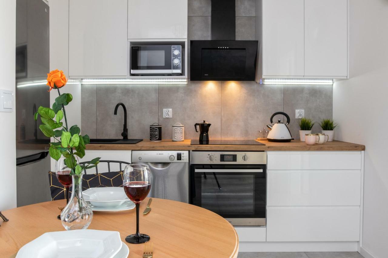 Apartamenty Ul. Marii Konopnickiej Krakkó Kültér fotó
